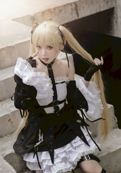 少妇老师勾引我做爰电影
